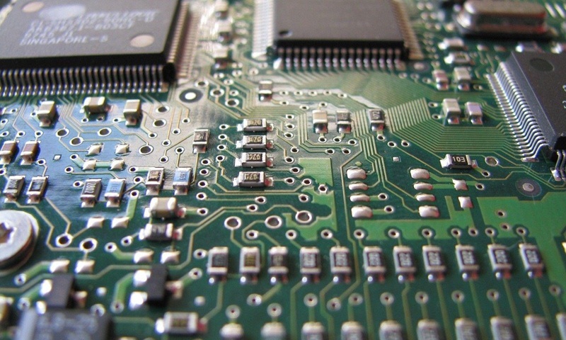 hausse prix semi-conducteurs